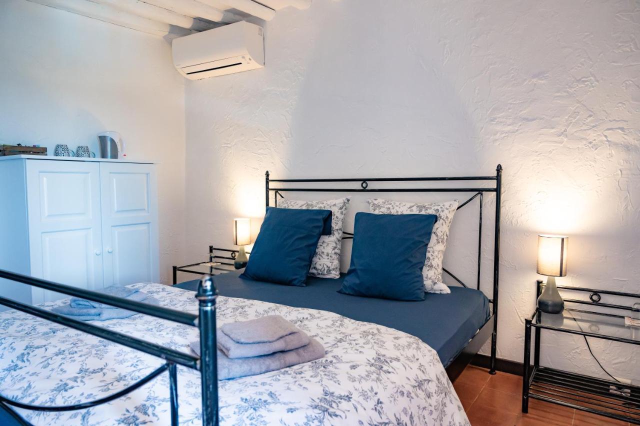 Fleur De Lys Bed & Breakfast