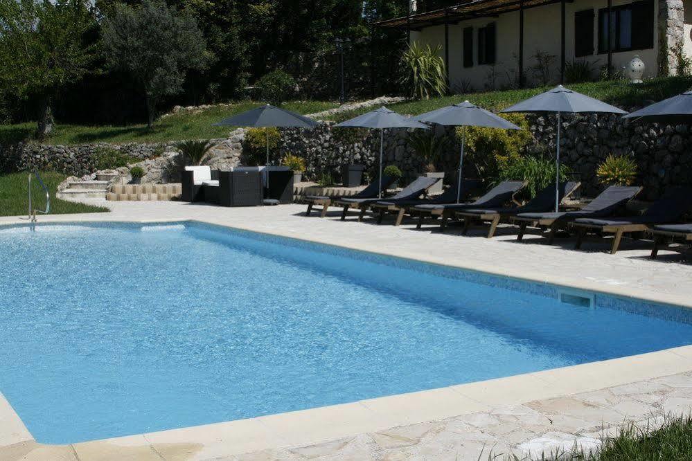 Fleur De Lys Bed & Breakfast Fayence